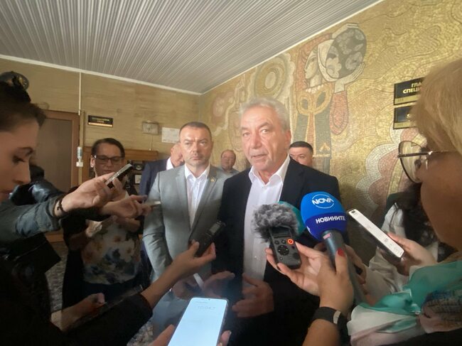 Министър Карадимов: Служебният кабинет е в много добро сътрудничество с ЦИК