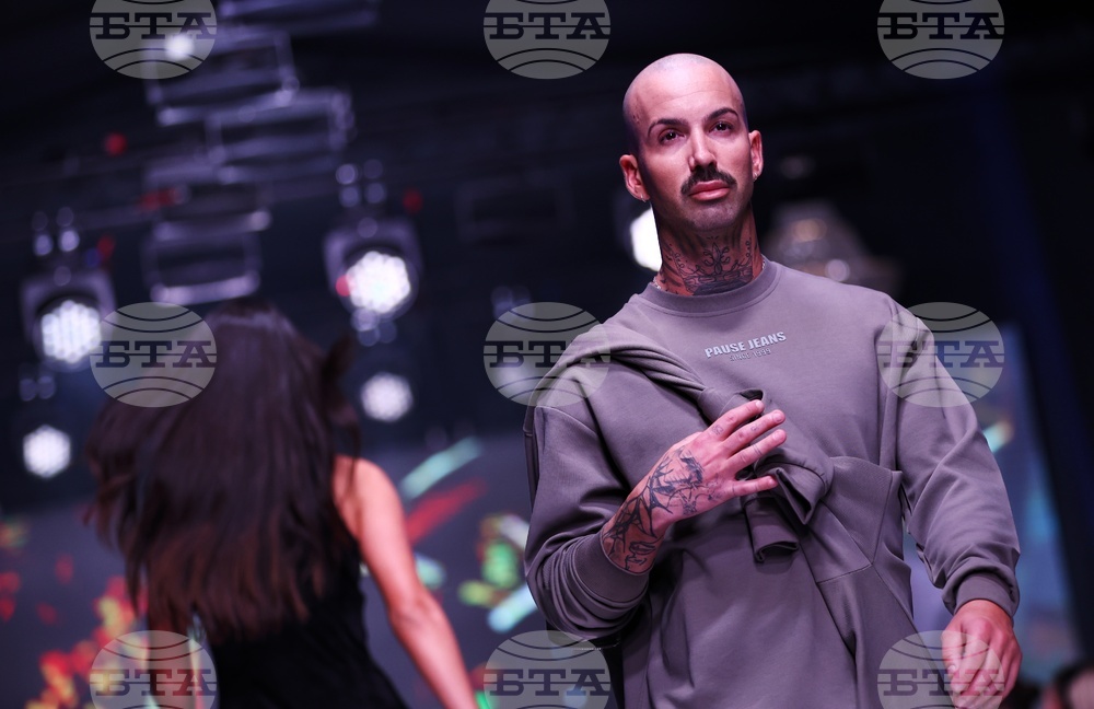 Мода - Sofia Fashion Week
