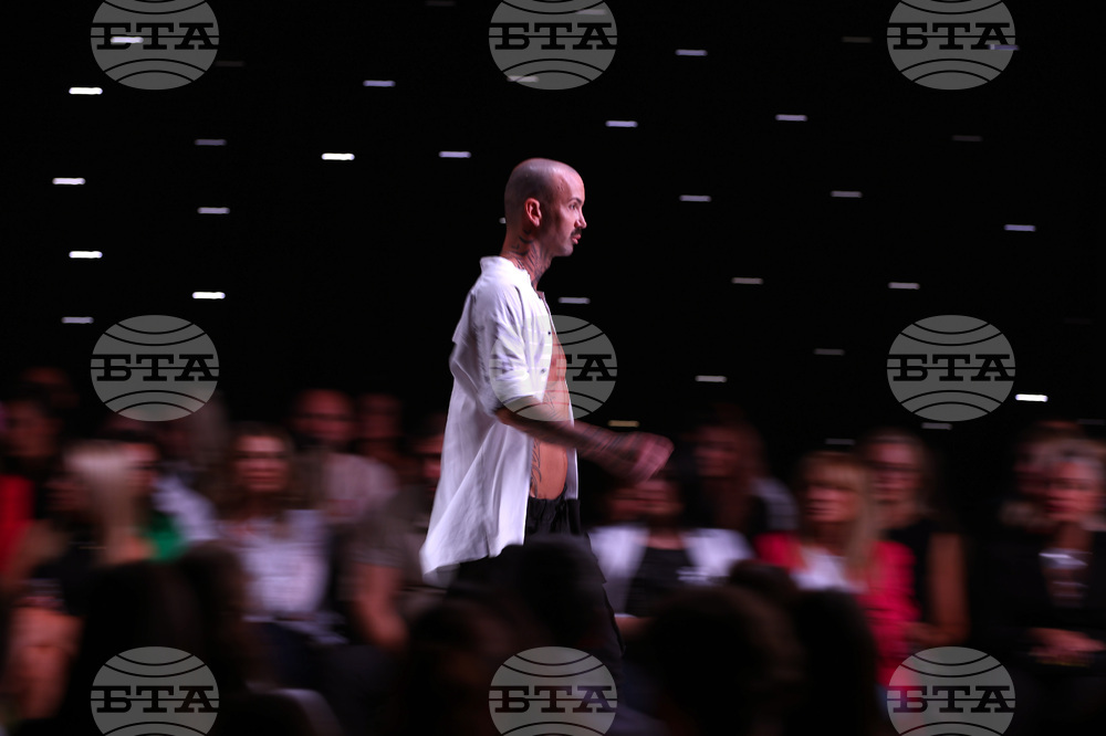 Мода - Sofia Fashion Week
