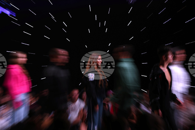 Мода - Sofia Fashion Week