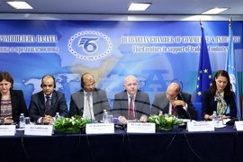 ЦУМ - сграда - трансформация - представяне