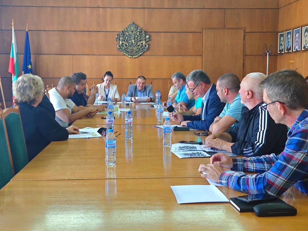 Община Плевен: В Плевен партиите и коалициите постигнаха съгласие за съставите на секционните избирателни комисии за предстоящите парламентарни избори 