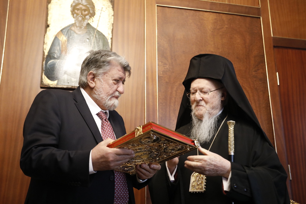 Народно събрание: Вселенският патриарх Вартоломей І прие на лична аудиенция председателя на Народното събрание Вежди Рашидов