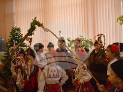 Сурвакарчета от ДГ“Славейче“ се срещнаха с ръководството на Община Разград на Игнажден