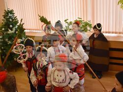 Сурвакарчета от ДГ“Славейче“ се срещнаха с ръководството на Община Разград на Игнажден