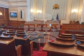 Парламент - извънредно заседание