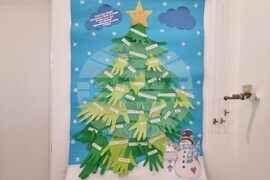 Изложба „Мили дядо Коледа, донеси ми…“