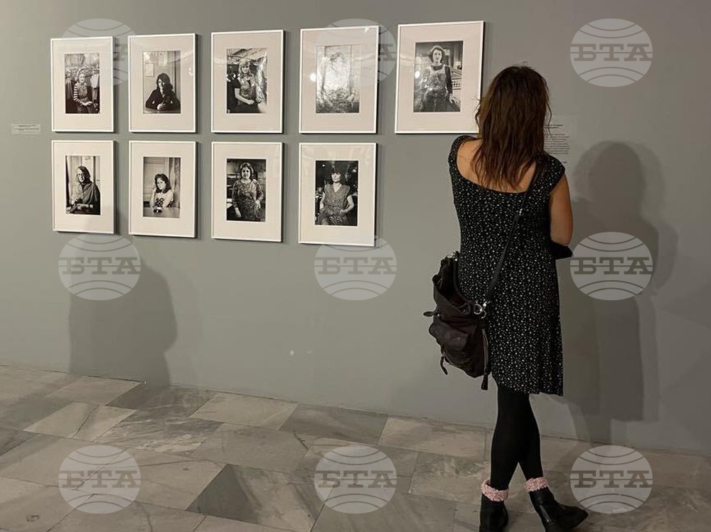 Софийска градска художествена галерия - фотографии - Хелга Парис