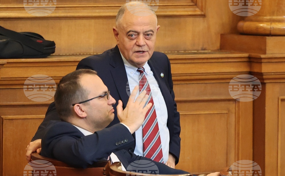 Парламент - извънредно заседание