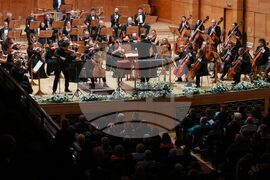 Софийска филхармония - нов сезон - концерт - Аугустин Хаделих - Готие Капюсон