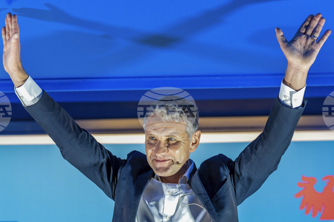 Членове на "Алтернатива за Германия" се срещнаха с австрийски крайнодесен екстремист в парламента на провинция Тюрингия