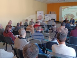 заместник-министърът на земеделието Тодор Джиков по време на браншова среща с представители на сектор  „Зеленчукопроизводство“