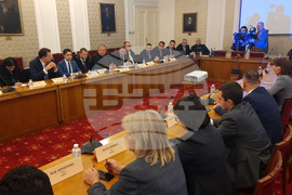 Парламент - Комисия по политиките за българите извън страната