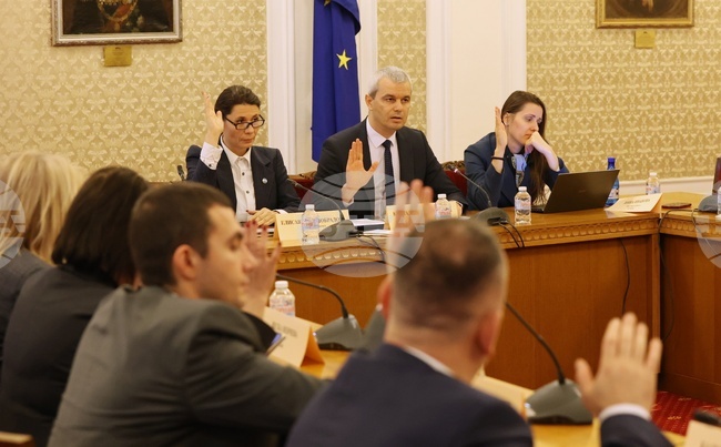 Парламент - Комисия по политиките за българите извън страната