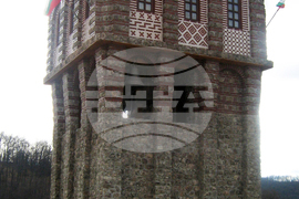 Село Гигинци - манастир - камбани