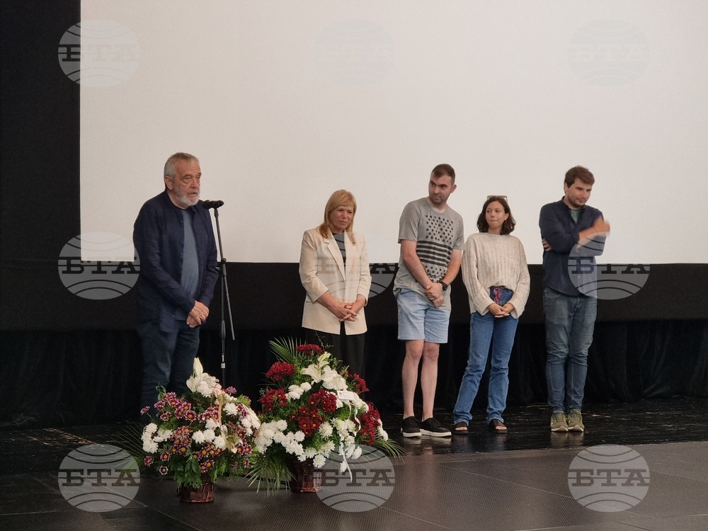 Проф. Анри Кулев откри третото издание на Детския международен анимационен фестивал в Бургас