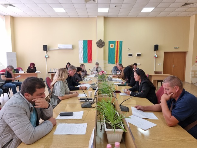 Теглене на кредит от 1,6 млн. лева за реконструкция на водопроводна мрежа ще обсъдят общинските съветници в Болярово