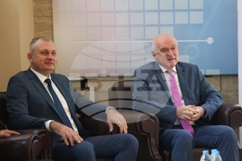 Избори - машини за гласуване - номера