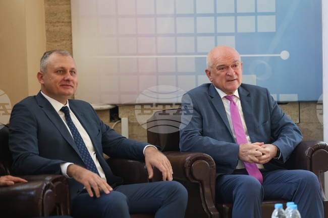 Избори - машини за гласуване - номера