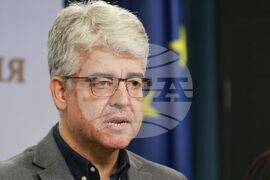 Депутати нечленуващи в политическа група - пресконференция - Тимур Халилов