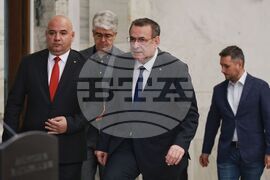 Депутати нечленуващи в политическа група - пресконференция