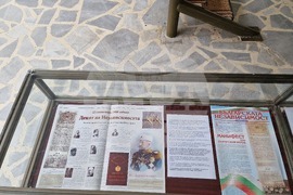 Разград - изложба - библиотека