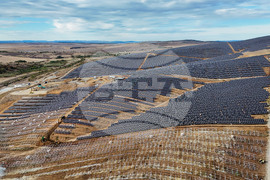 Село Черни връх - фотоволтаична централа - изграждане
