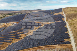 Село Черни връх - фотоволтаична централа - изграждане