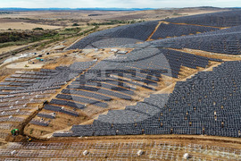 Село Черни връх - фотоволтаична централа - изграждане