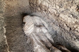 Петрич - Хераклея Синтика - мраморна статуя