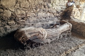 Петрич - Хераклея Синтика - мраморна статуя