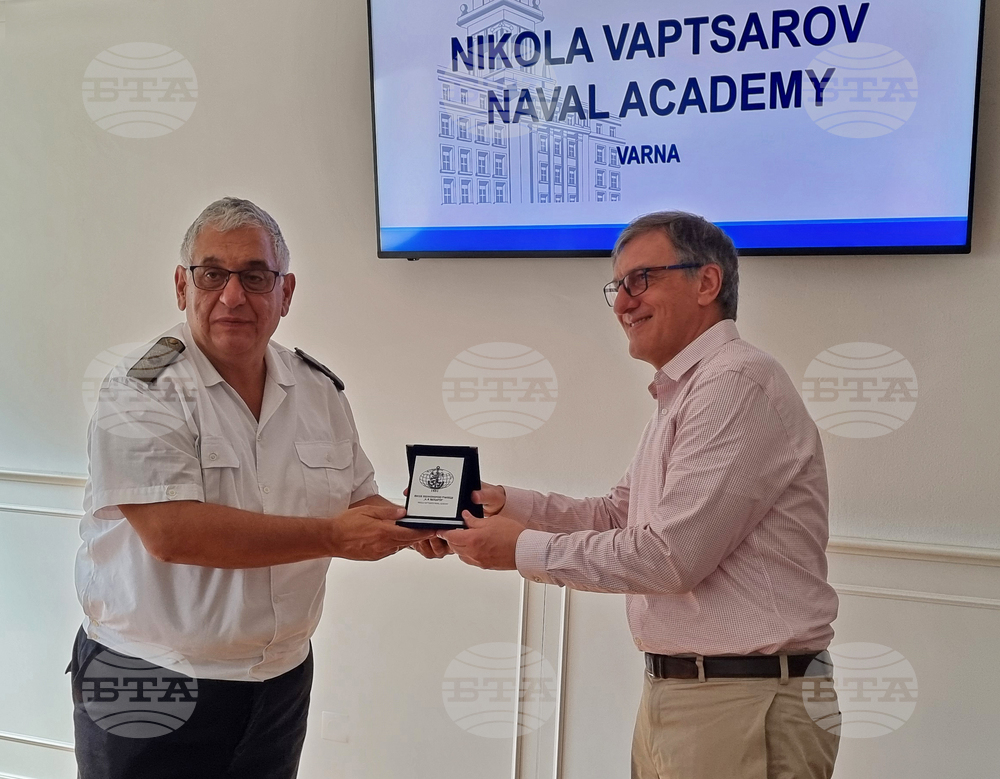 Варна - ВВМУ - почетен консул на България в Уругвай Игор Светогорски - посещение