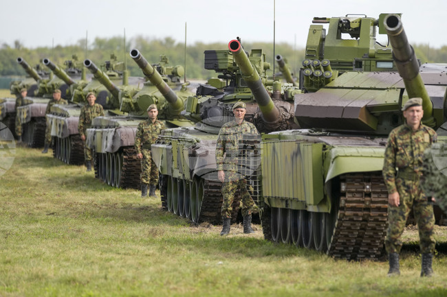 От днес до 20 септември над Белград ще прелитат военни самолети заради подготовката за военен парад 