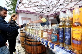 Троян - Български фестивал на сливата