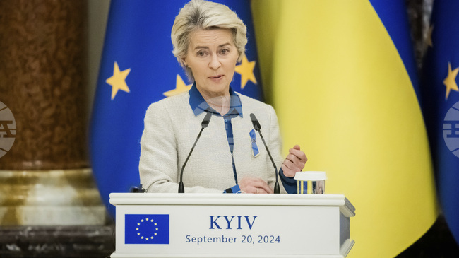 Фон дер Лайен пристигна в Украйна за четвъртата годишнина от началото на руската офанзива