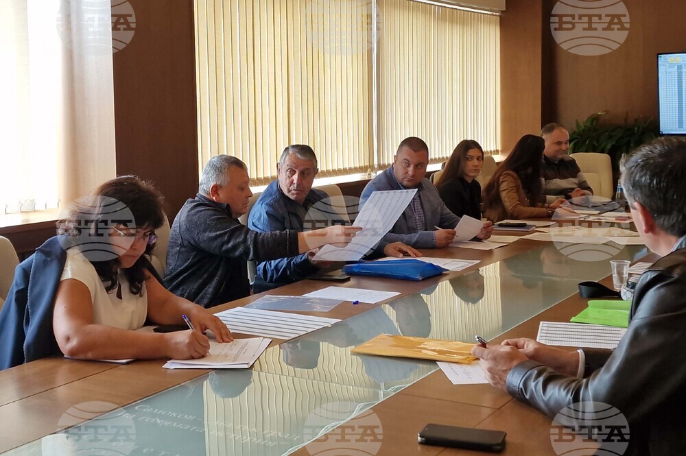 Самоков - консултации - комисии