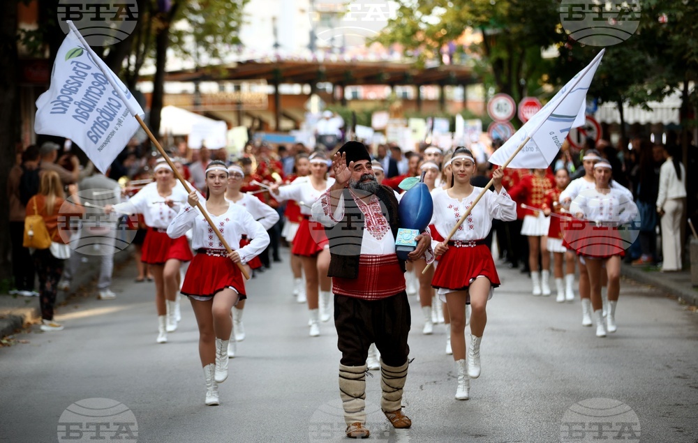 Троян - Български фестивал на сливата - откриване