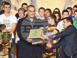 Снимка: Община Сандански - Община Сандански отличи най-добрите спортисти за 2022 г.