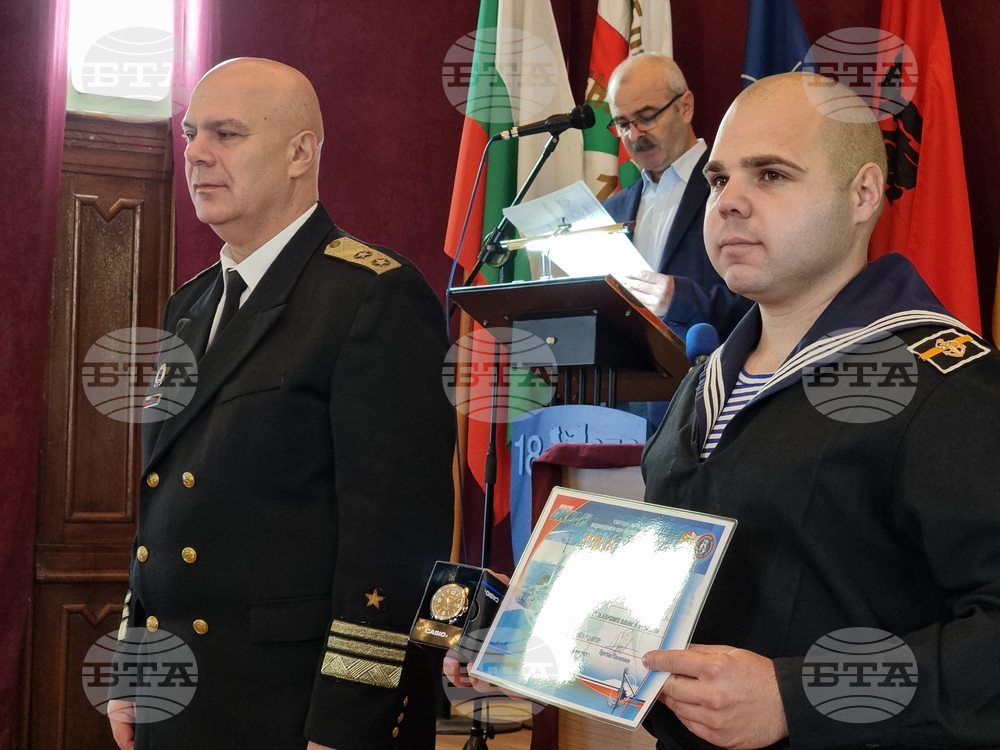 Моряците от водолазен катер „Форос“ станаха екипаж на годината на Военноморските сили