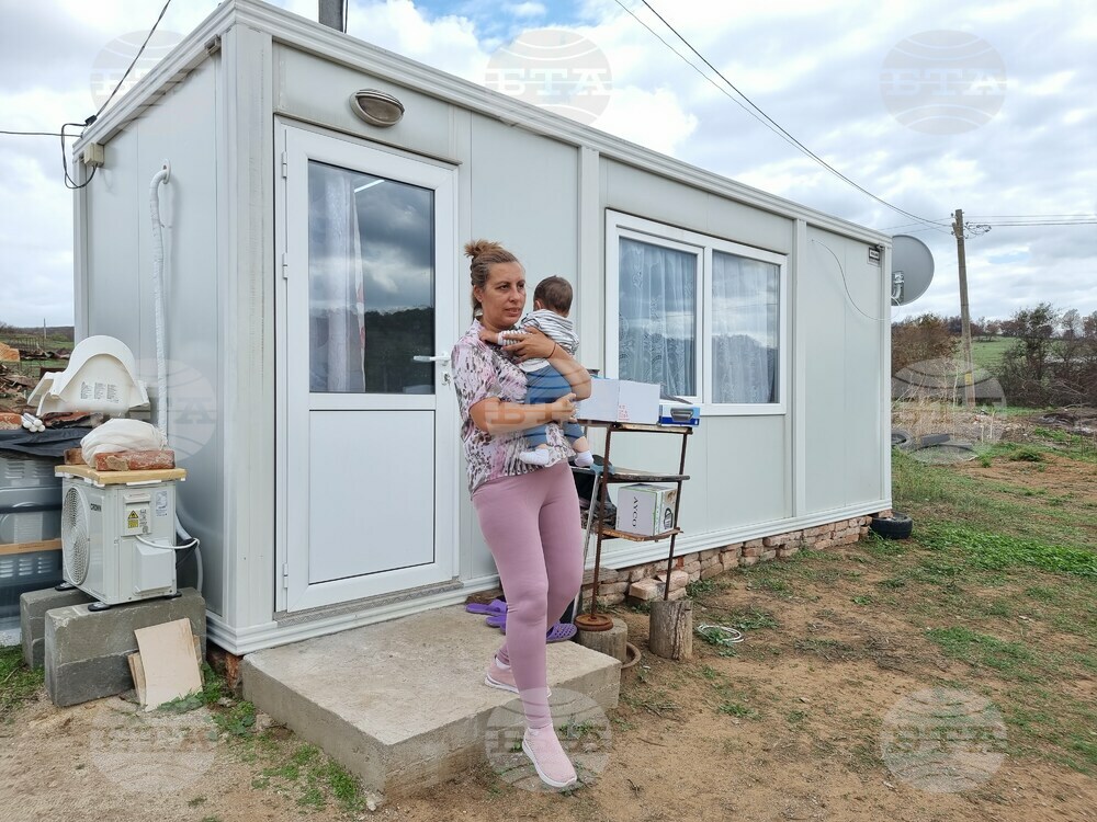 Все още не са изплатени средствата от държавата на хората, чиито домове изгоряха в пожарите в Боляровско това лято