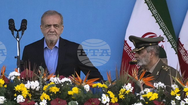 Убит е началник-щабът на Въоръжените сили на Иран, съобщи иранската държавна телевизия; потвърдена бе смъртта на министъра на отбраната