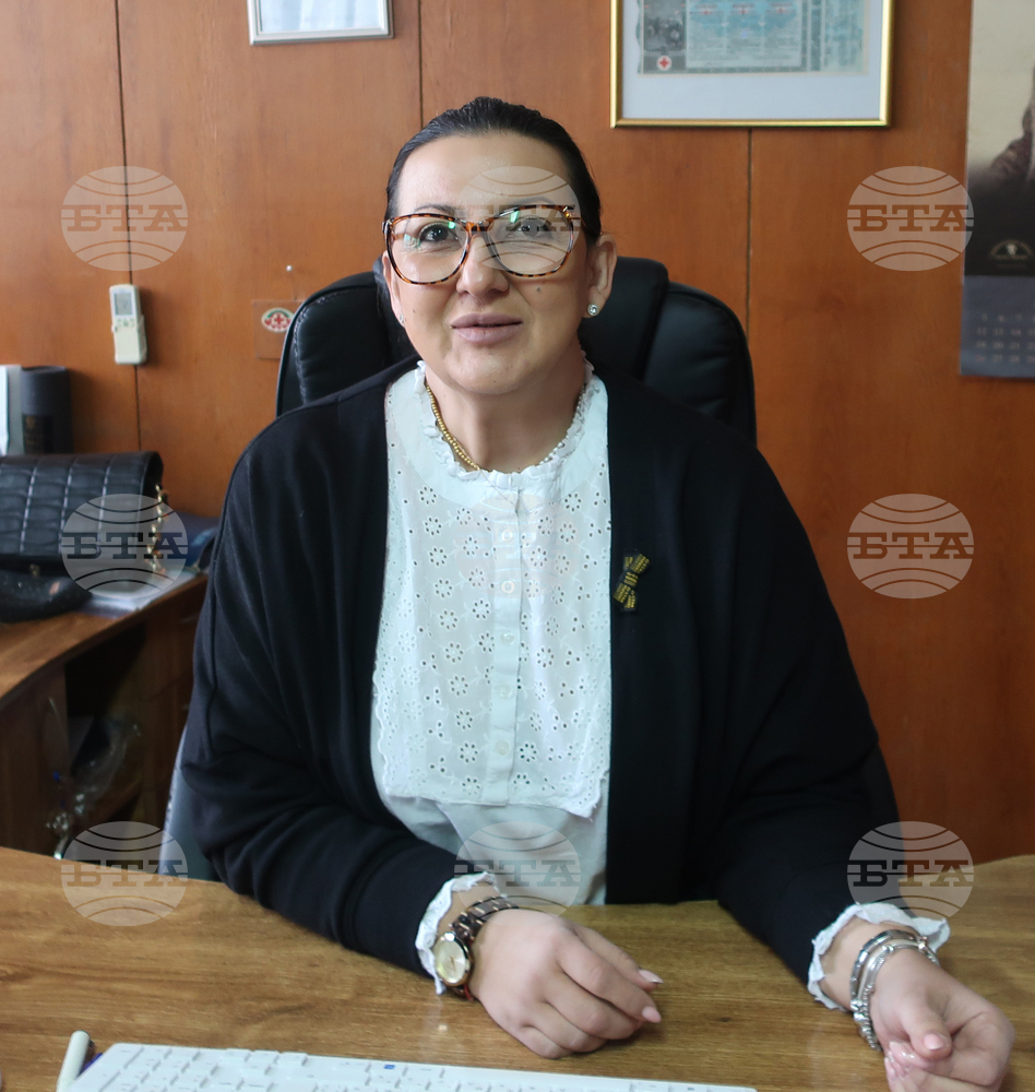 Две деца от област Плевен, пострадали при катастрофи, получиха днес финансова помощ в БЧК