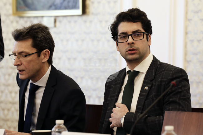 Парламент - Комисия по регионална политика, благоустройство и местно самоуправление