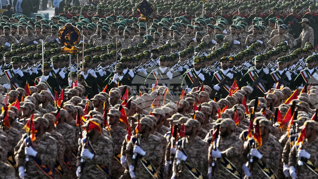 Иранската Революционна гвардия заяви, че националната сигурност е "червена линия"