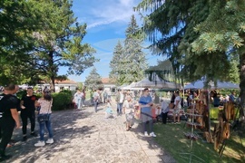 Село Орешак - Български фестивал на сливата