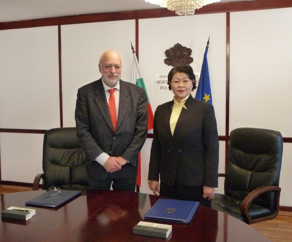Министър Минеков и Н. Пр. г-жа Лхагвасурен Саянаа подписаха програма за сътрудничество в областта на културата, образованието и науката между България и Монголия