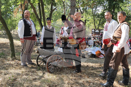 Червена вода - Комитски събор - възстановки