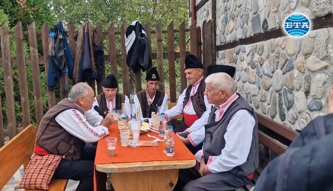 Златоград събра хиляди на възстановката на мегдана отпреди 150 години „Един пазарен ден“