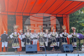 Троян - Орешак - Български фестивал на сливата - концерти - конкурси