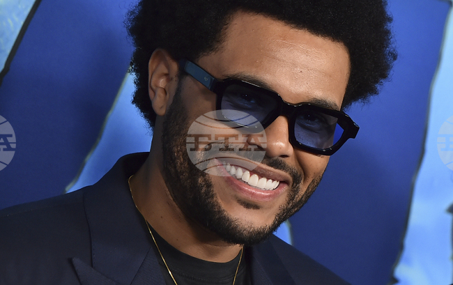 Певецът Уикенд оглави класацията на "Билборд" за албуми